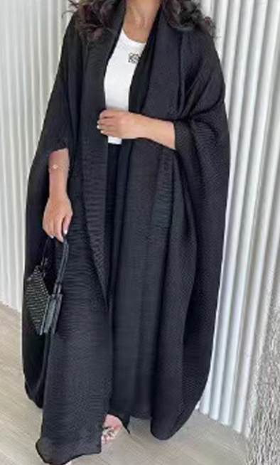 TABA Pleated Open Abaya in Black - Image 4