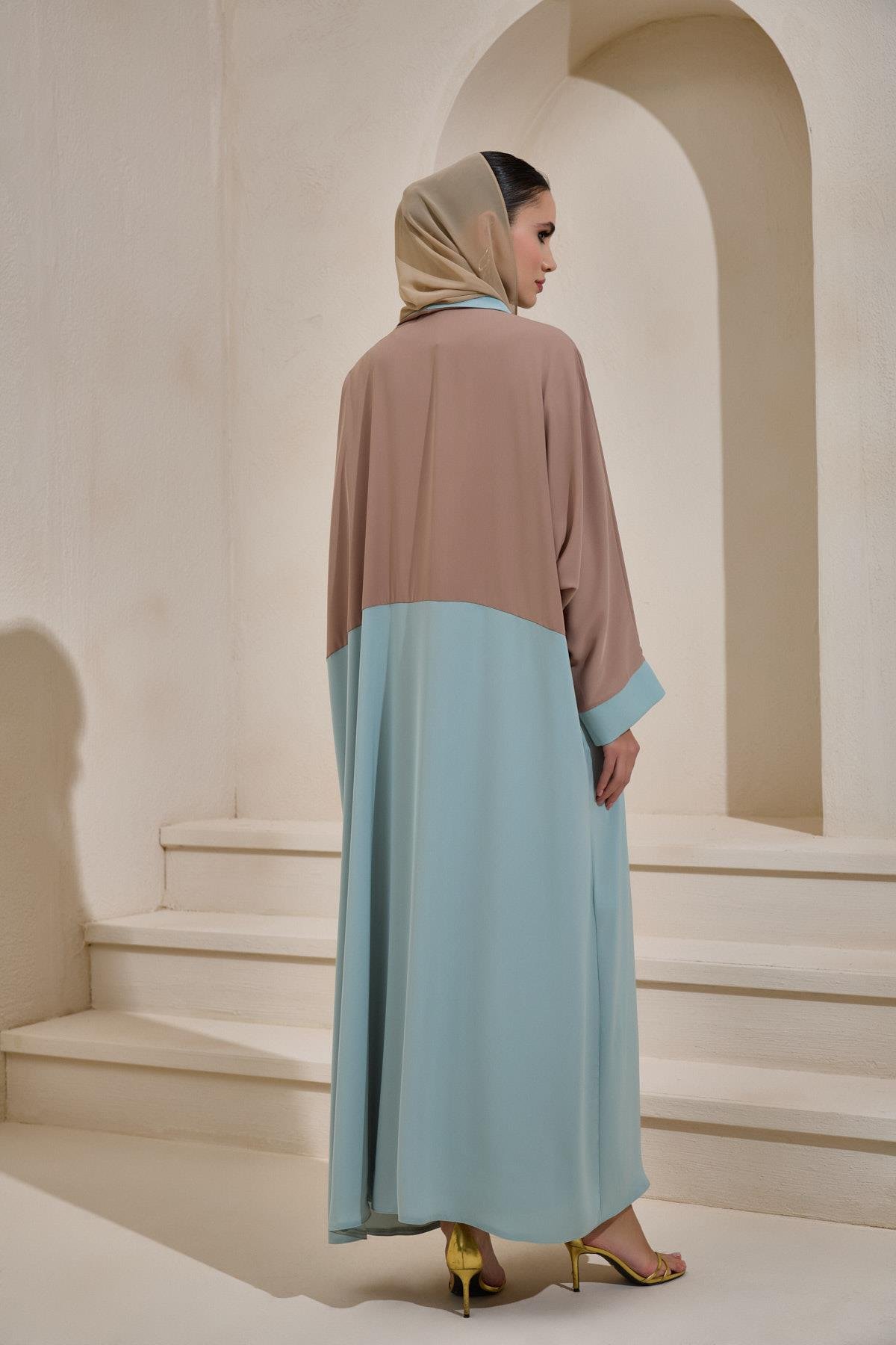 TABA Bianco Contrast Abaya Set – Mint & Mocha - Image 3